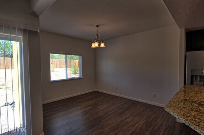Building Photo - 2271 Hayfield Ln