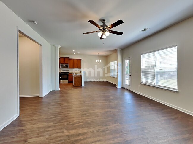 Building Photo - 304 Stonebury Drive
