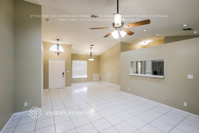 Foto del edificio - 7570 NW 47th Ave