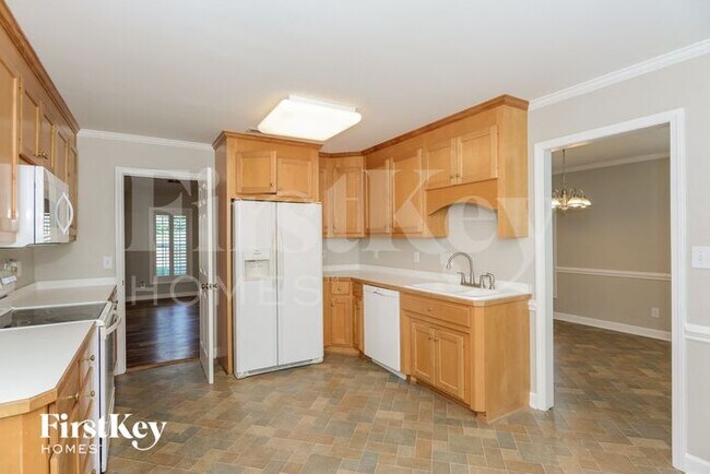 Foto del edificio - 1590 Pine Creek Rd