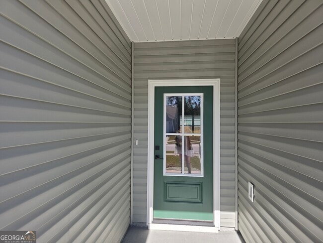 Building Photo - 330 Crosswinds Dr