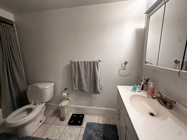 Building Photo - 231 Charles St