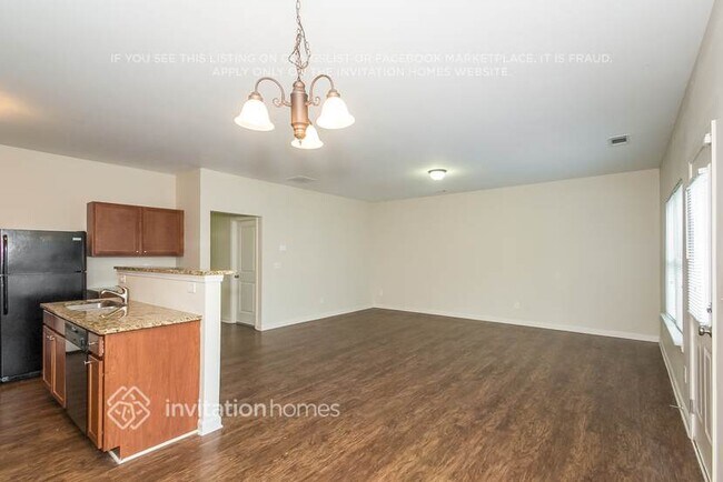Building Photo - 4800 Medlock Trail Ct SW