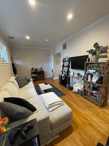 Foto del edificio - 779 E 5th St