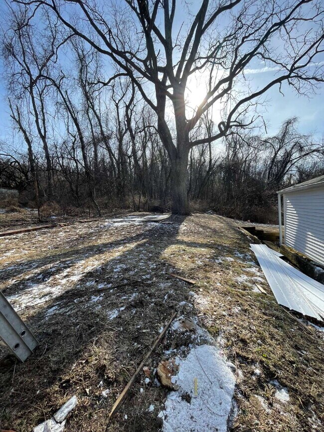 Foto del edificio - 4 Bedroom 2 bath new Renovation in West Mifflin