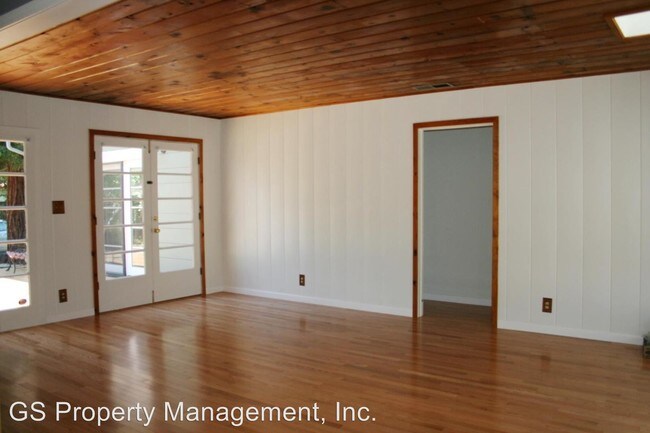 Foto del edificio - 16153 Los Gatos Almaden Rd
