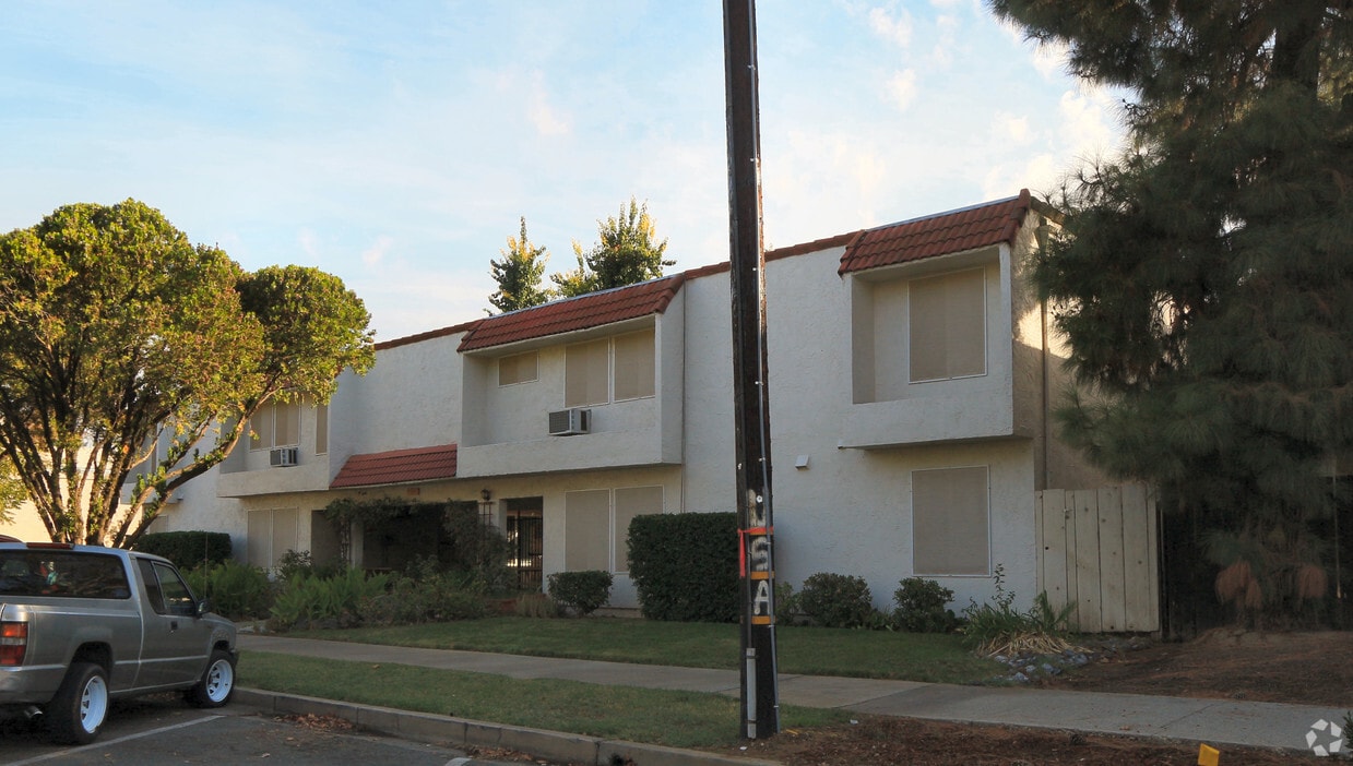 Sandpiper Apartments Marysville, CA