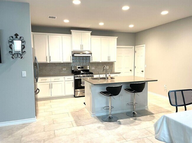 Foto del edificio - 5409 E 51st St