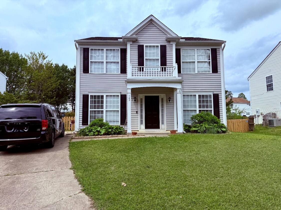 Primary Photo - 149 N Honey Springs Ave