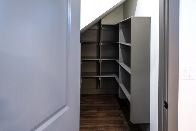 Foto del edificio - 303 Park St