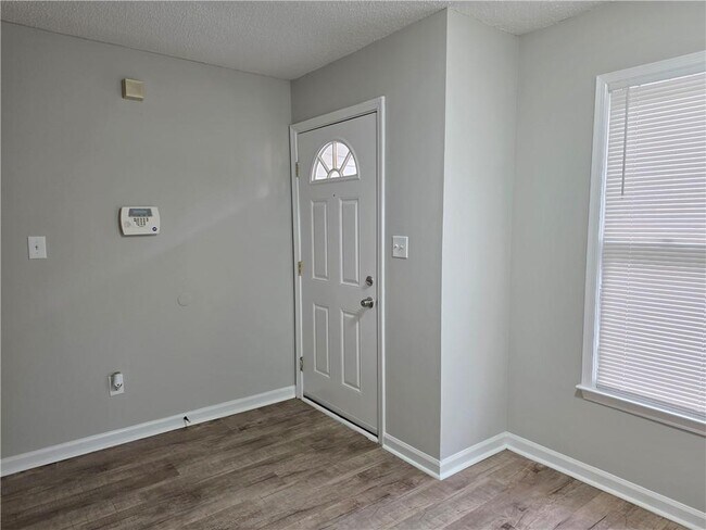 Foto del edificio - 1225 Oakplace Dr SW