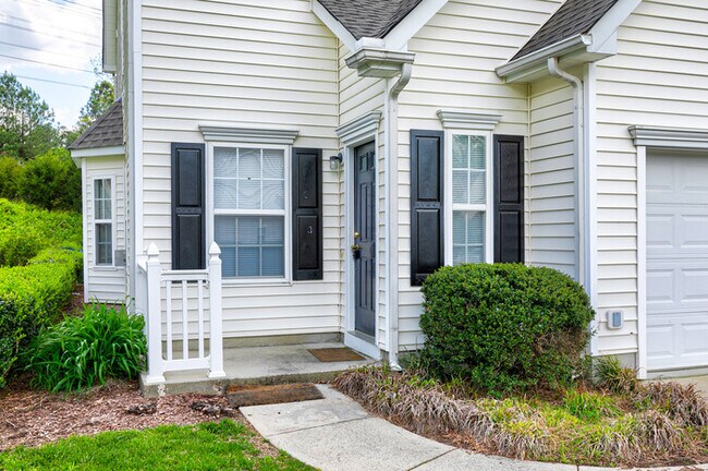 Building Photo - 6533 Clarksdale Ln