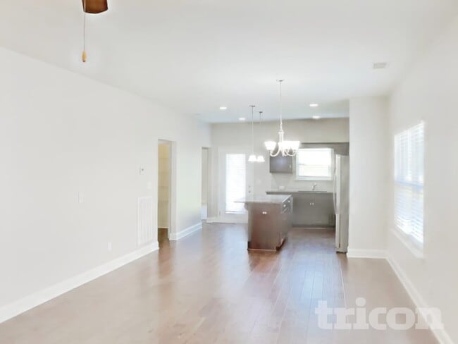 Building Photo - 172 Telavera Dr