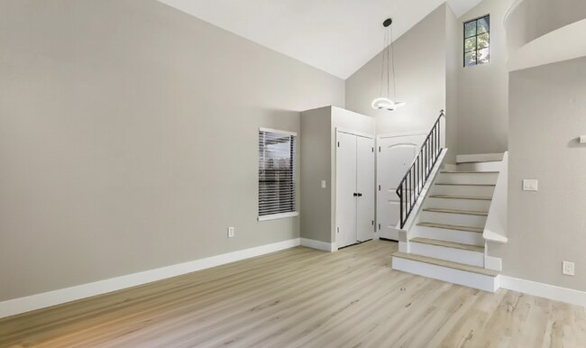 Building Photo - 3532 Del Sol Way