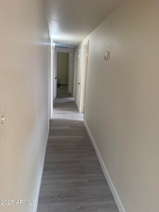 Foto del edificio - 204 N E St