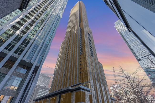 Building Photo - 11 Yorkville Ave