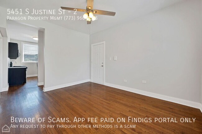 Foto del edificio - 5451 S Justine St