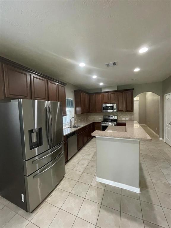 Foto del edificio - 24430 Haywards Crossing Ln