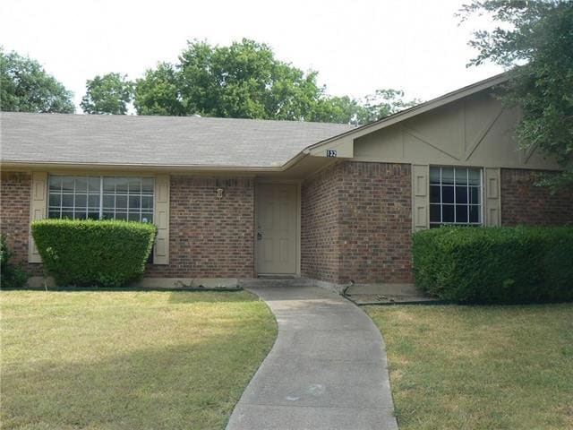 Foto del edificio - 132 Gilbert Ave