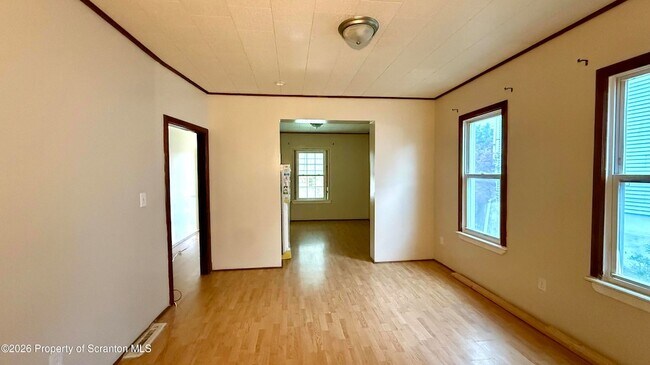 Foto del edificio - 1321 Monsey Ave