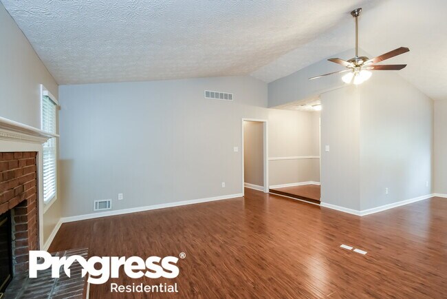 Building Photo - 4371 S Landing Dr