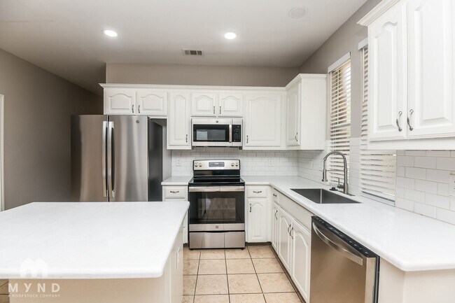 Foto del edificio - 541 Baverton Ln