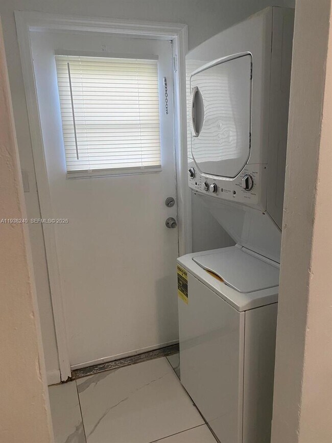 Foto del edificio - 2861 NW 15th Ct