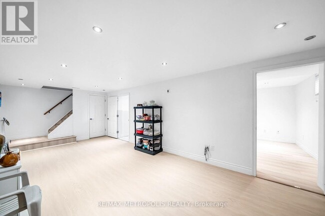 Building Photo - 834 Sanok Dr