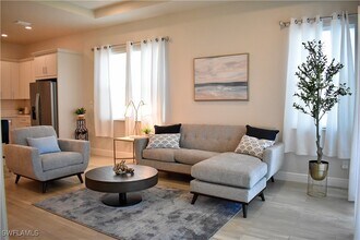 Building Photo - 9175 Cayman Dr