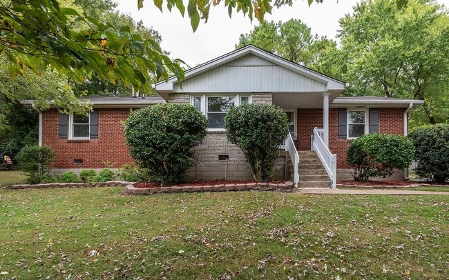 Foto del edificio - 2322 Cabin Hill Rd