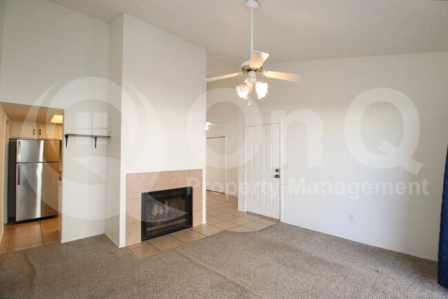 Building Photo - 3030 S Alma School Rd