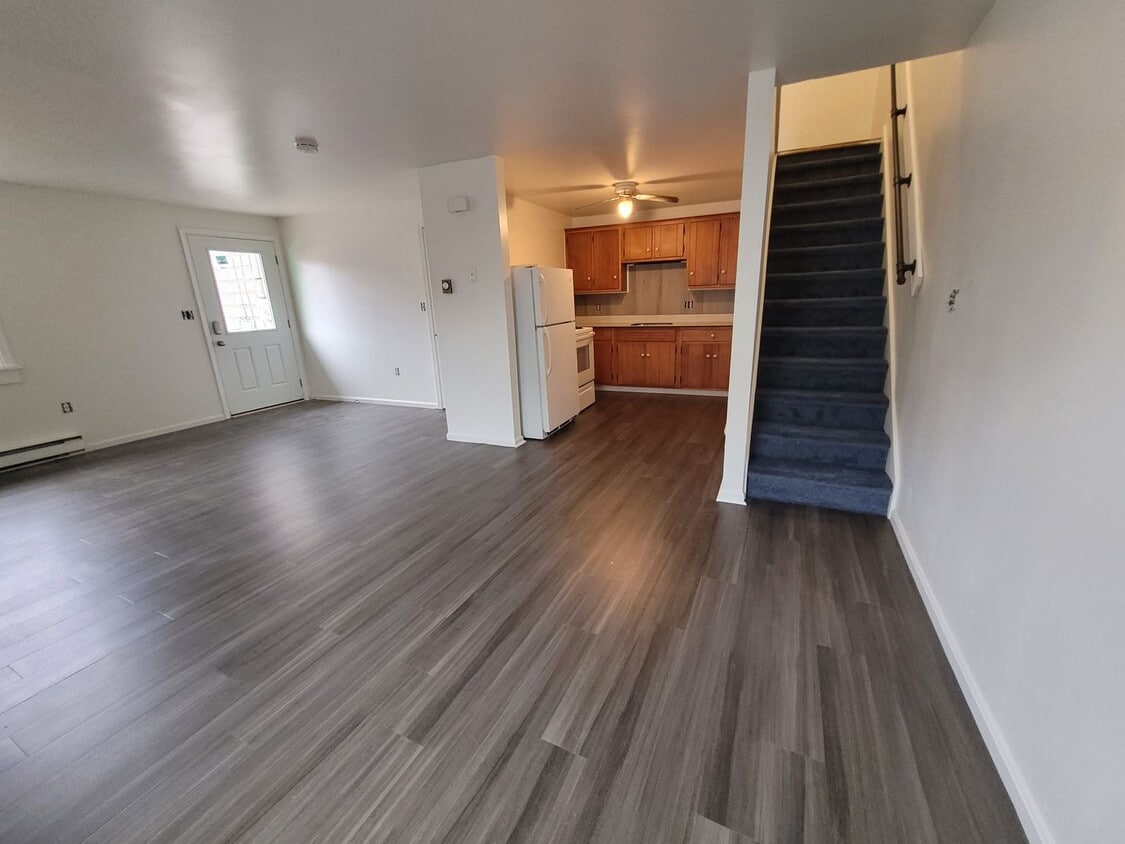 Foto principal - 2 bedroom 1 bathroom home in Ephrata