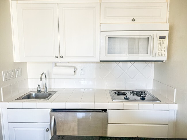 Building Photo - 726 Owens River Dr