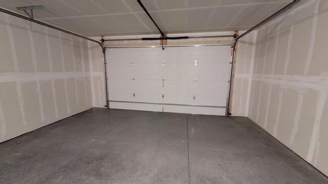 Building Photo - 118 Naomi Rose Ln