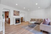 Foto principal - 2 Roslyn Dr
