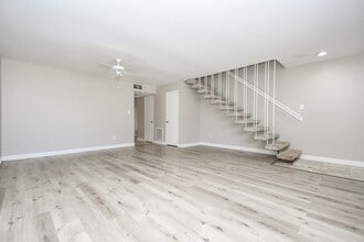 Building Photo - 6111 Fondren Rd