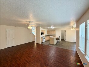 Building Photo - 369 Copper Bluff Dr