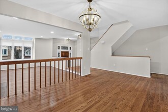 Building Photo - 10949 Whiterim Dr