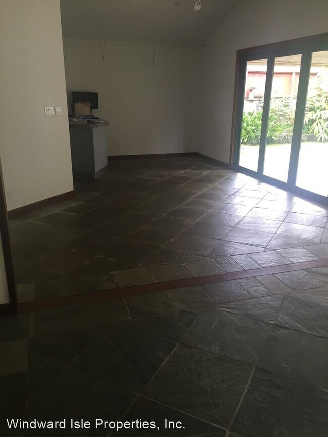 Building Photo - 3 br, 2 bath House - 956 Lunahelu Street