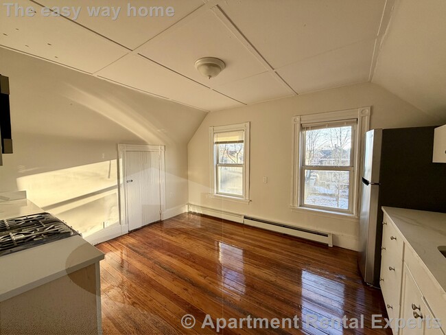 Foto del edificio - 94 Morrison Ave