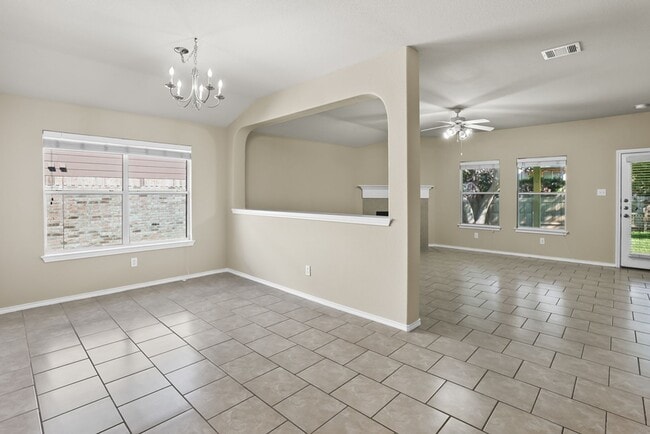 Building Photo - Well-Maintained 3-Bedroom Home – Ideal for...