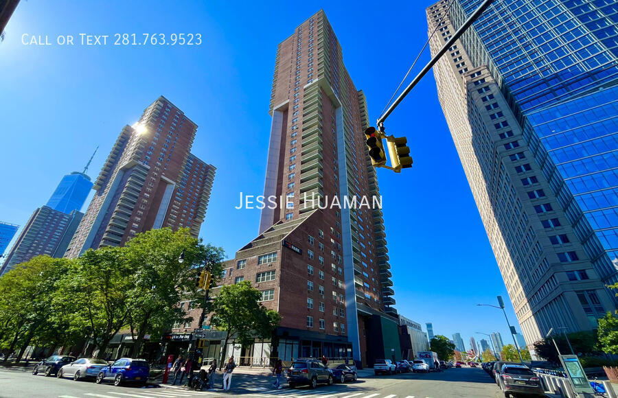 Primary Photo - 80 N Moore St