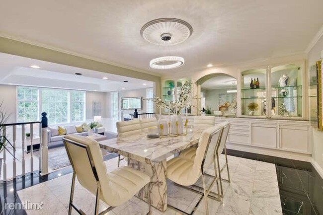 Foto del edificio - 4 br, 4 bath House - 791 Crystal Springs Rd
