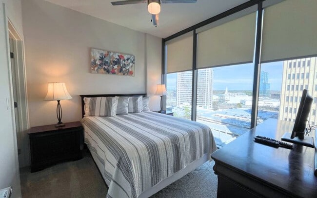 Foto del edificio - 3380 Peachtree Rd NE