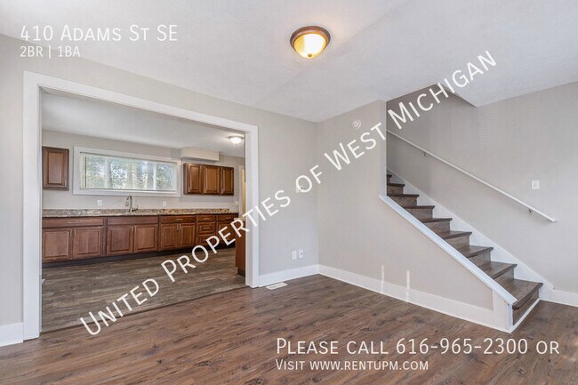Foto del edificio - Available Now | Cozy 2 Bedroom 1 Bathroom ...
