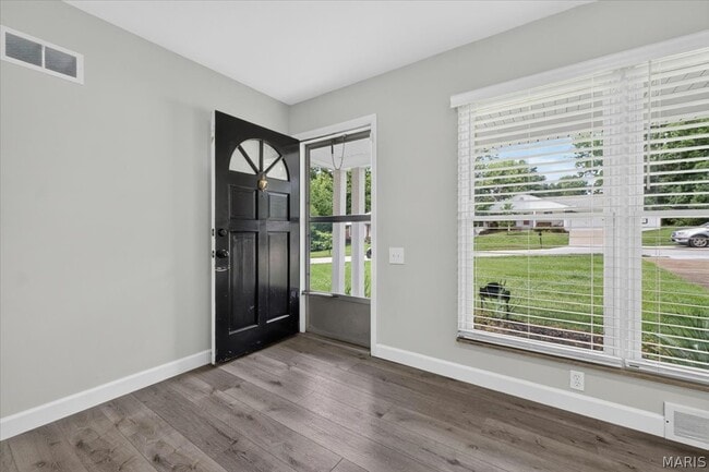 Building Photo - 328 Danworth Ct