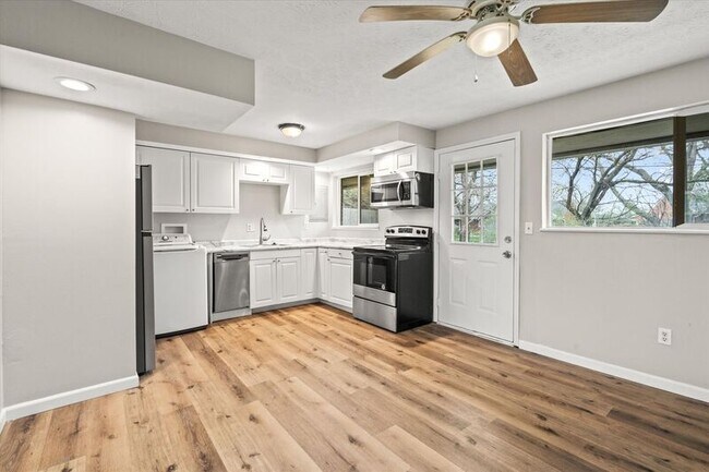 Foto del edificio - 4763 Rittenhouse Dr