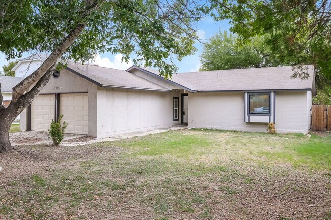 Building Photo - 2730 Bear Springs Dr