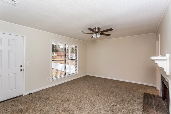 Foto del edificio - 5 Silverwood Dr