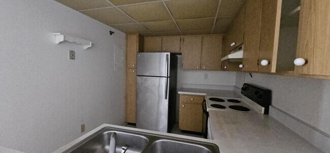 Foto del edificio - 21405 Olean Blvd
